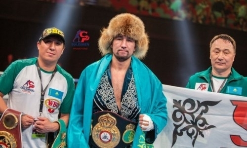 Чемпион WBC, WBA и WBO из Казахстана заинтриговал болельщиков