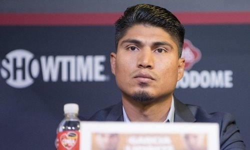 Экс-чемпион мира в четырех весах высказался о завершении карьеры неожиданного оппонента Головкина