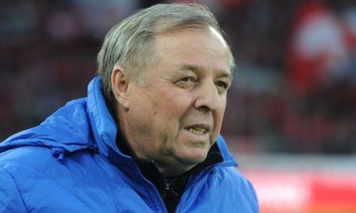 «Если „Зенит“ взял Исламхана на просмотр, то игрок с перспективой». Александр Тарханов о родственниках в Казахстане, предложении местного клуба, таланте Зайнутдинова и недостатках Жукова