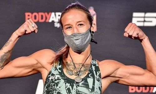 Казахстанка Агапова показала фото со взвешивания перед дебютом в UFC и поделилась настроем