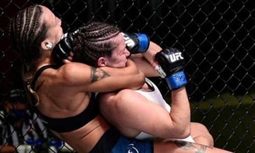 UFC показал видео лучших моментов турнира в Лас-Вегасе с досрочной победой казахстанки Марии Агаповой