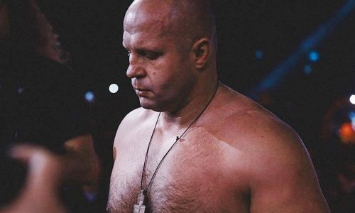 Менеджеру Емельяненко ответили на обвинение в краже денег у Федора