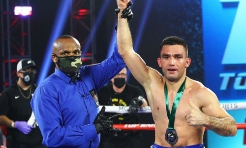 Казахстанский боксер получил медаль от WBC