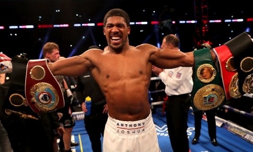 Промоутер Усика пригрозил Джошуа лишением титула чемпиона мира