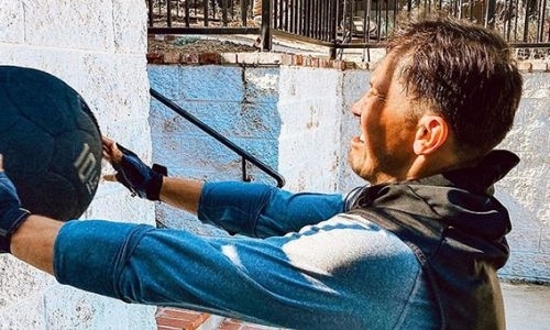 Головкин тренируется под руководством наставника экс-чемпиона UFC