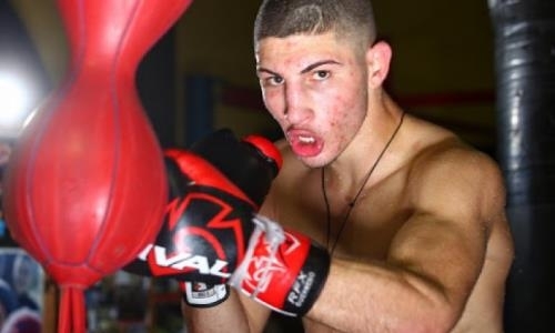 Вечер бокса без зрителей в Лас-Вегасе преподнес неожиданную сенсацию. Видео