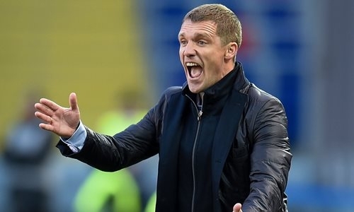 Наставника ЦСКА обвинили в расизме из-за бывшего игрока «Кайрата» и призвали уволиться