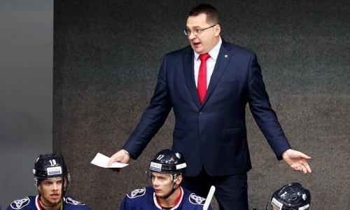 В России осудили «Барыс» за странный выбор главного тренера и продолжили навязывать Назарова