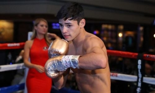 «Будь умнее». Преемнику «Канело» посоветовали уйти из Golden Boy