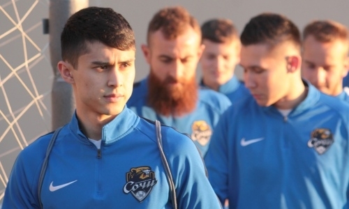 «Претензии в адрес футболистов считаю некорректными». Акмаль Бахтияров про новый контракт, обвинения игроков «Сочи», особенного Кокорина и уход из РПЛ