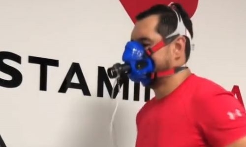 Чемпион WBC, WBA и WBO из Казахстана анонсировал большие новости