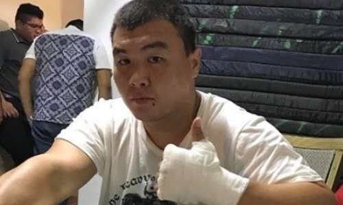 У казахстанского тяжеловеса изменилась дата следующего боя