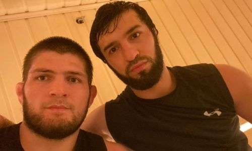 «С братскими сердцами». Нурмагомедов показал фото с Тухуговым и Махачевым