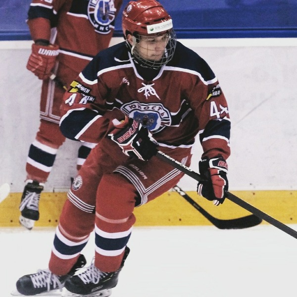 «Родину не забываю». Являющийся уроженцем Казахстана белорусский хоккейный вундеркинд следит за «Барысом» и мечтает об НХЛ