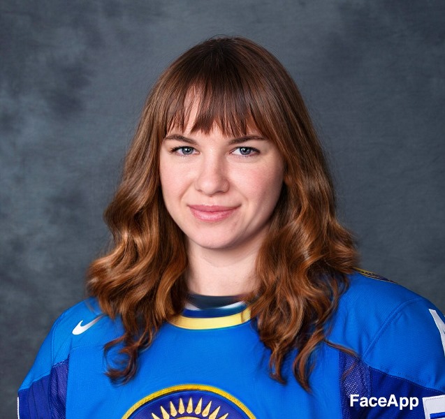 «Ах, какая женщина!» СМИ представило известных казахстанских хоккеистов в женских образах