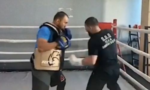 Чемпион WBC Садриддин Ахмедов показал видео отработки ударов с тренером