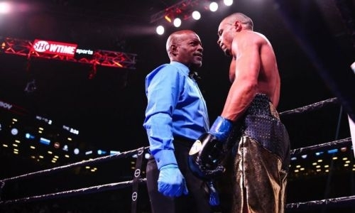 «Я забрал у него имя». Сондерс вынес «приговор» чемпиону WBA