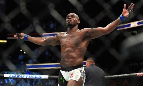 Лучший боец UFC заявил, что спас человека. Фото