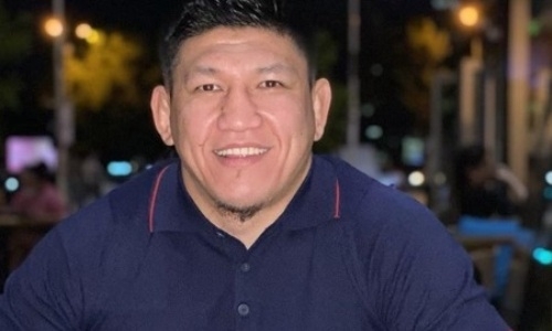 «Против нас могут быть судьи, тараканы, страны». Куат Хамитов высказался о дебюте Жумагулова в UFC