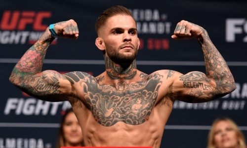 «У него челюсть хрустальная». Казахстанский файтер хочет бой с Коди Гарбрандтом