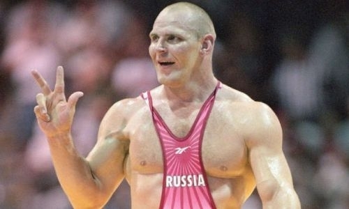 Основатель UFC рассказал, как российские олигархи сорвали приход легендарного Александра Карелина