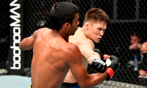 «Солидный дебют» Жумагулова в UFC впечатлил американское СМИ