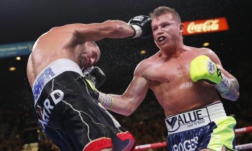 Чемпионы из трех дивизионов. Промоутер Головкина раскрыл имена предложенных «Канело» соперников