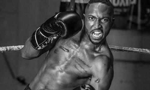 Непобежденный американский боксер с 13 нокаутами в 17 боях погиб незадолго до своего 25-летия