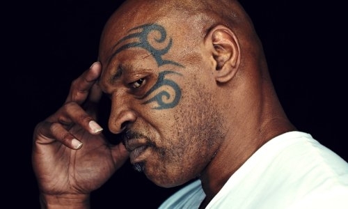 Майк Тайсон проведёт поединок с Белой акулой. Видео