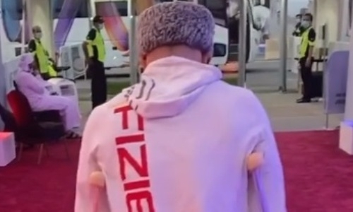 «Вот такой ценой». Появилось видео с уроженцем Казахстана на костылях после его второй победы в UFC