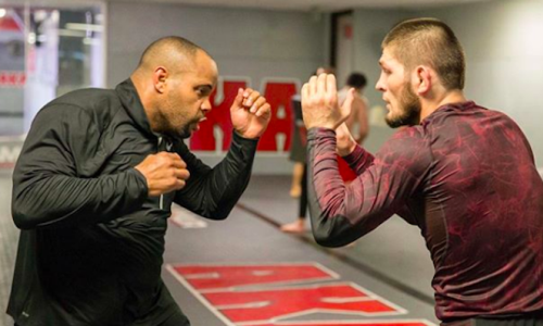 Кормье предположил, что Нурмагомедов может не вернуться в бои