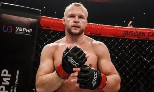 «Блогер не блогер, но он себя раскрутил». Шлеменко спрогнозировал бой Емельяненко — Исмаилов