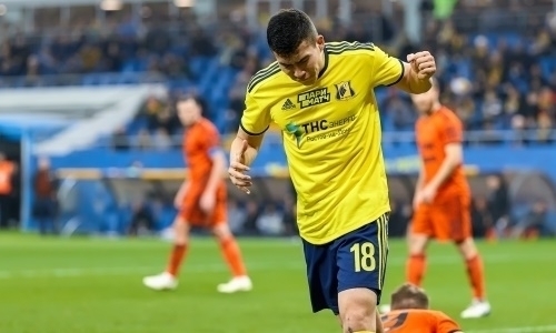 Бактиер Зайнутдинов забил гол в ворота чемпиона России