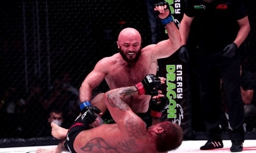 «Такие травмы случаются редко». Рефери объяснил решение остановить боя Емельяненко — Исмаилов