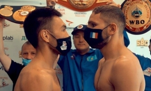 Как казахстанские боксеры проходили взвешивание перед титульными боями в Минске. Видео