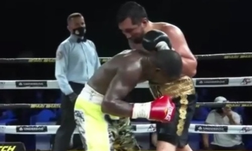Видео боя за три титула, или Как Ербосынулы дважды отправил в нокдаун бывшего чемпиона WBA
