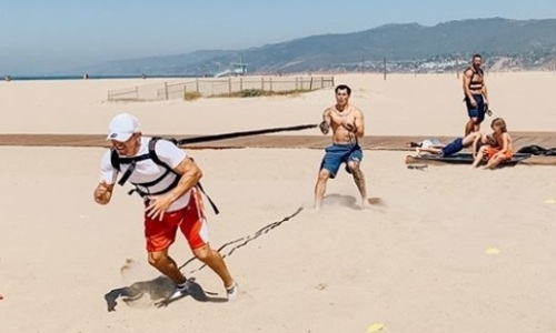 «Это отличный способ». Американскому эксперту понравилась крутая тренировка Головкина. Видео