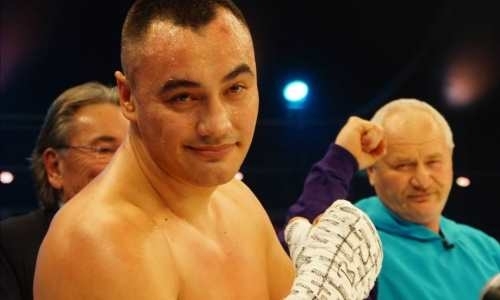 Названы лучшие качества не знающего поражений казахстанского супертяжа с титулом IBF