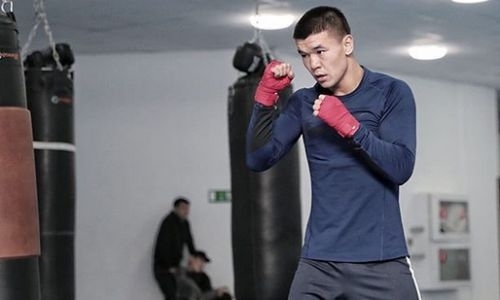 Призер чемпионатов мира и Азии по боксу обратился к казахстанцам в связи с продлением карантина