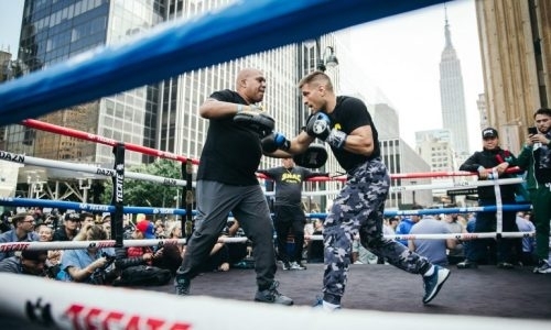 «Он не примадонна». Тренер экс-соперника Головкина раскрыл план для победы над чемпионом мира