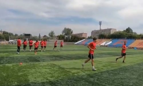 Видео с тренировки «Кызыл-Жар СК» во время карантина