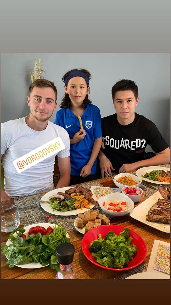 Футболисты сборной Казахстана встретились в Бельгии. Фото