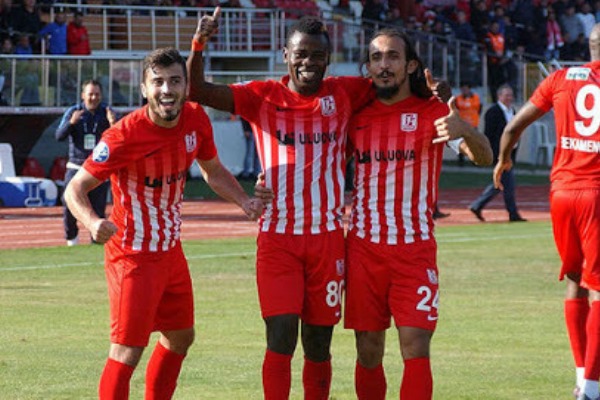 «Игра против „Атлетико“ была каким-то безумием». Фокси Кетевоама вспомнил свои успехи в «Астане» и назвал залог успеха завоевания ею седьмого чемпионства