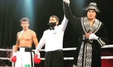 «Говорили — нельзя проводить». Казахстанский тренер разобрал поединки вечера в Алматы с дебютами Кулахмета и Кункабаева