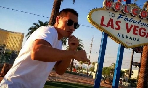 Жанибек Алимханулы провел бой с тенью в Лас-Вегасе. Видео
