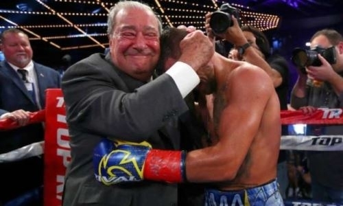 Ломаченко отдаст Лопесу часть своего гонорара за бой. Источник озвучил сумму