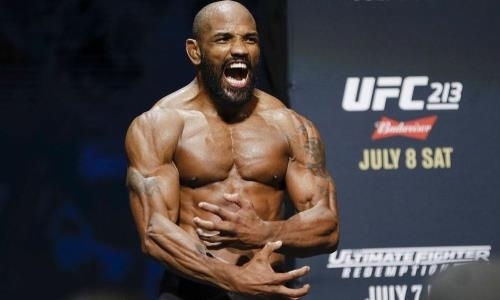 Бывший претендент на титул неожиданно снялся с турнира UFC