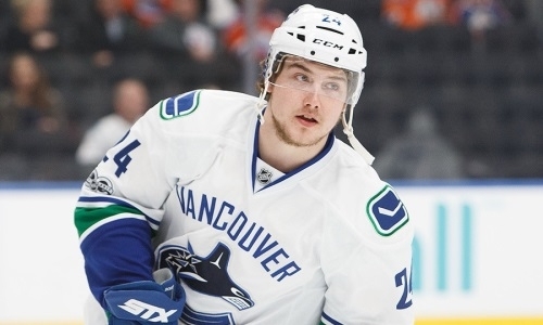 Американский нападающий присоединится к составу принципиального соперника «Барыса» на следующей неделе