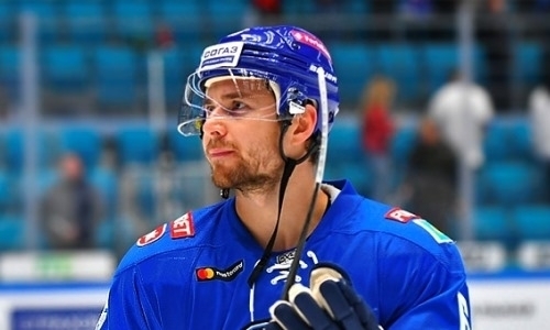 Начинающий видеоблогер. Хоккеист «Барыса» сделал обзор базы в Мичурино