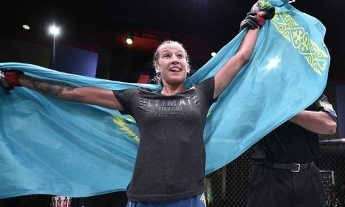 Первая казахстанка в UFC получила международное признание